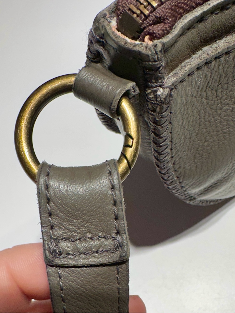 Lyons Leather Co. “The Bee” Bag in Stone - 10” x 5” x 2.5” - Picture 4 of 14